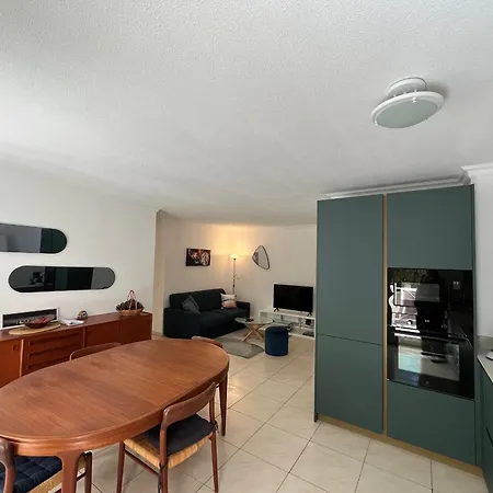 T3 Avec Terrasse, Parking, Proche Commerces Et Plages - Centre - Fr-1-319-15 Apartment *