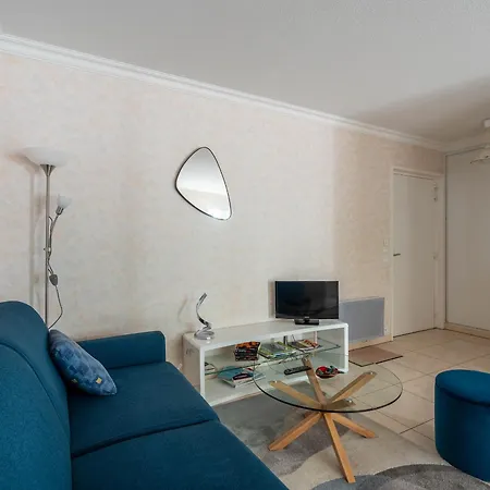 T3 Avec Terrasse, Parking, Proche Commerces Et Plages - Centre - Fr-1-319-15 Apartmán