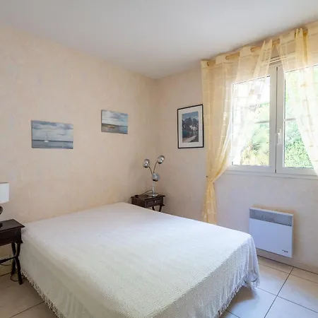Apartmán T3 Avec Terrasse, Parking, Proche Commerces Et Plages - Centre - Fr-1-319-15
