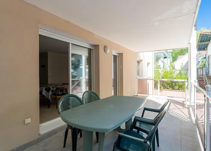 T3 Avec Terrasse, Parking, Proche Commerces Et Plages - Centre - Fr-1-319-15 Apartment